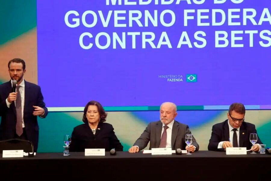 Bets passam a ser proibidas no país e apostador receberá saldo