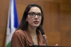 Janaina denuncia oferta de até R$ 7 mil por vídeos contra ela e leva caso à Polícia Federal