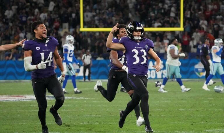 No último segundo, Baltimore Ravens batem Dallas Cowboys no Rio