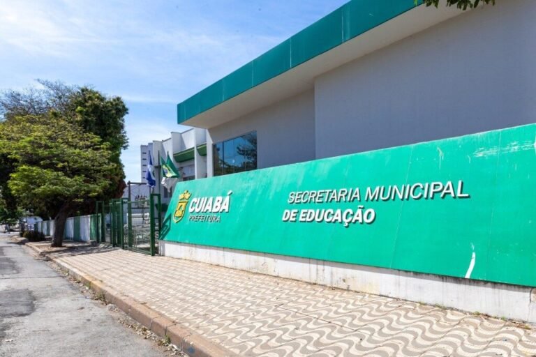 Prefeitura de Cuiabá convoca 06 candidatos para os cargos de professor e técnico de nível superior