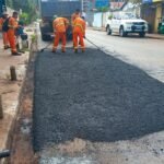 Prefeitura realiza tapa-buracos, patrolamento e drenagem em sete bairros de Várzea Grande