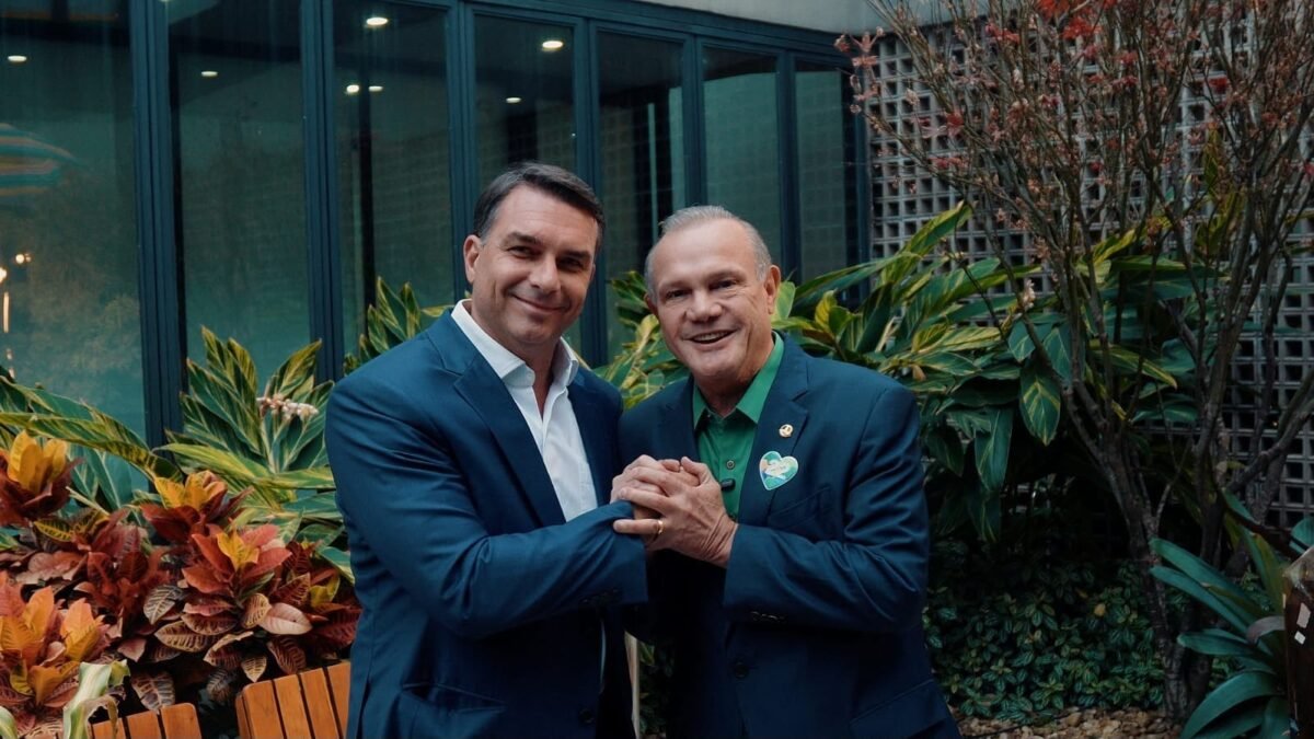Vídeo de Wellington com Flávio é o mais visto da campanha nos últimos 10 dias